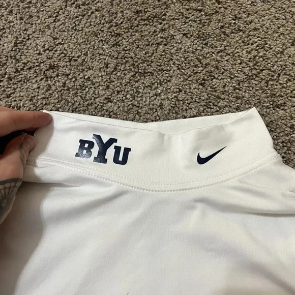 Nike Dri-Fit Long Sleeve Shirt Womens White BYU Mock Neck Thermal Run Panthers M - Picture 2 of 15